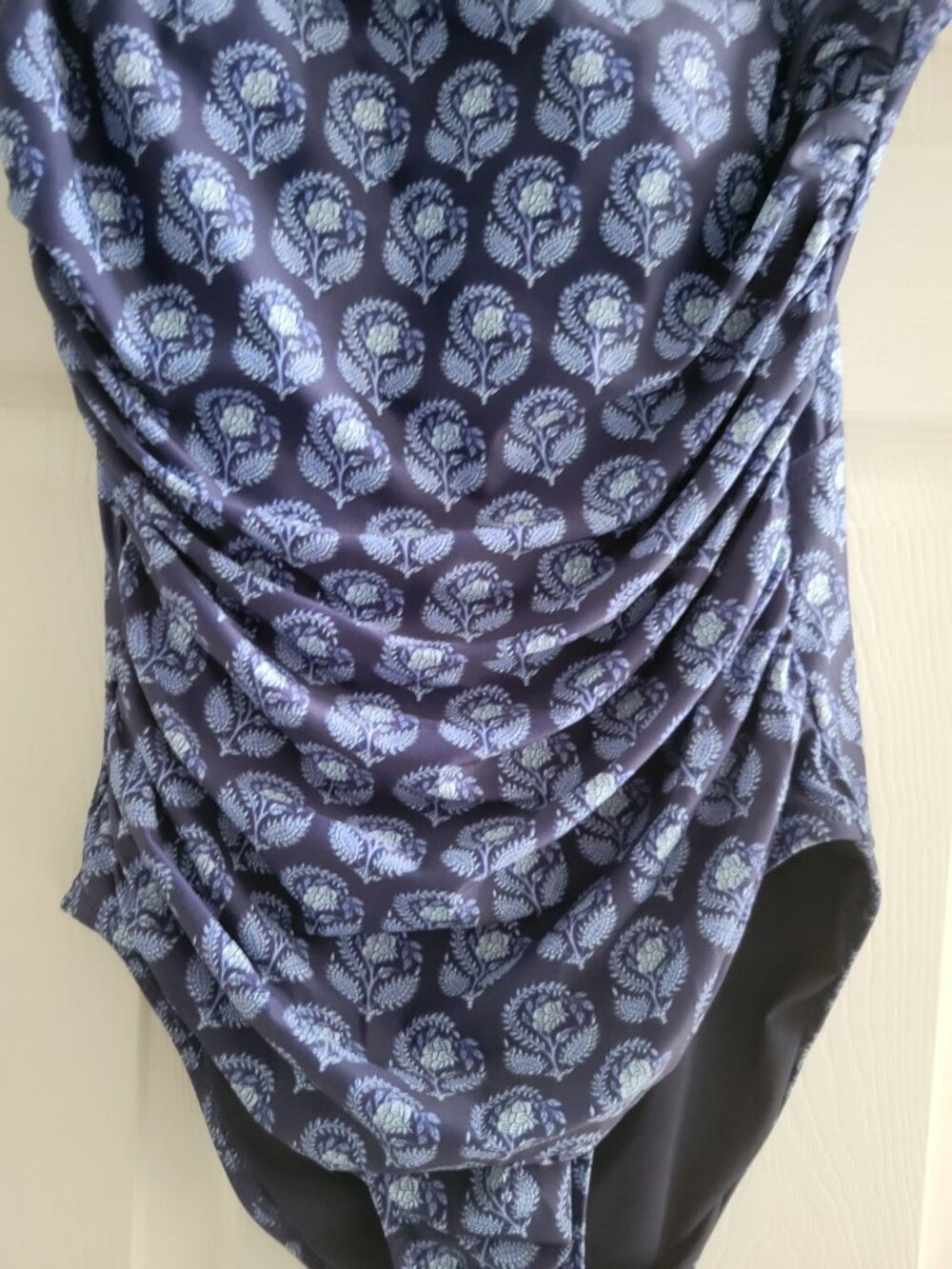 J. Crew Womens Blue White Floral One Shoulder One Piece Bathing Swimsuit size 6 - Picture 4 of 10